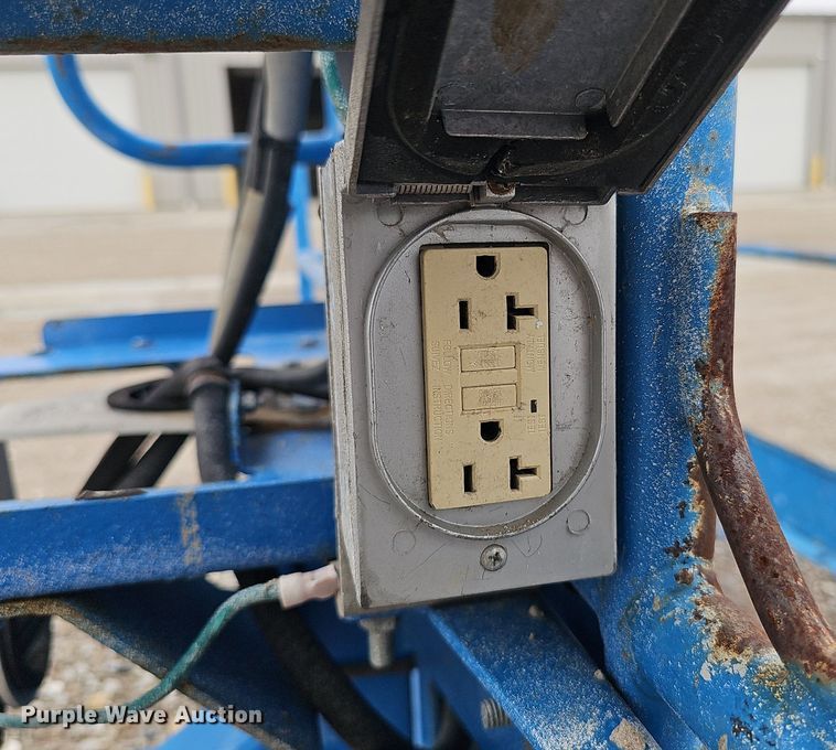 image for item DP0907 2008 Genie S-60 boom lift