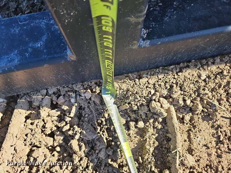 image for item DP0917 2013 DeSite DPH-10 vibratory screen