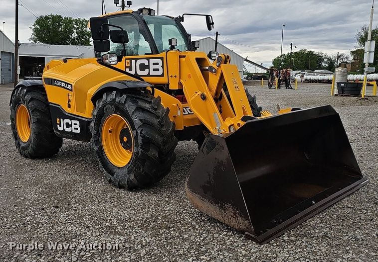 image for item DP0926 2023 JCB 542-70AG telehandler