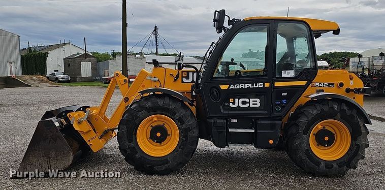 image for item DP0926 2023 JCB 542-70AG telehandler