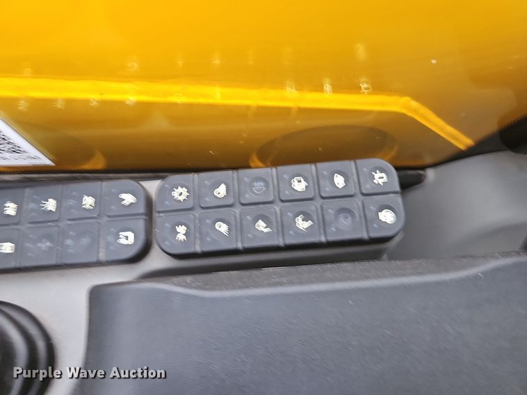 image for item DP0926 2023 JCB 542-70AG telehandler