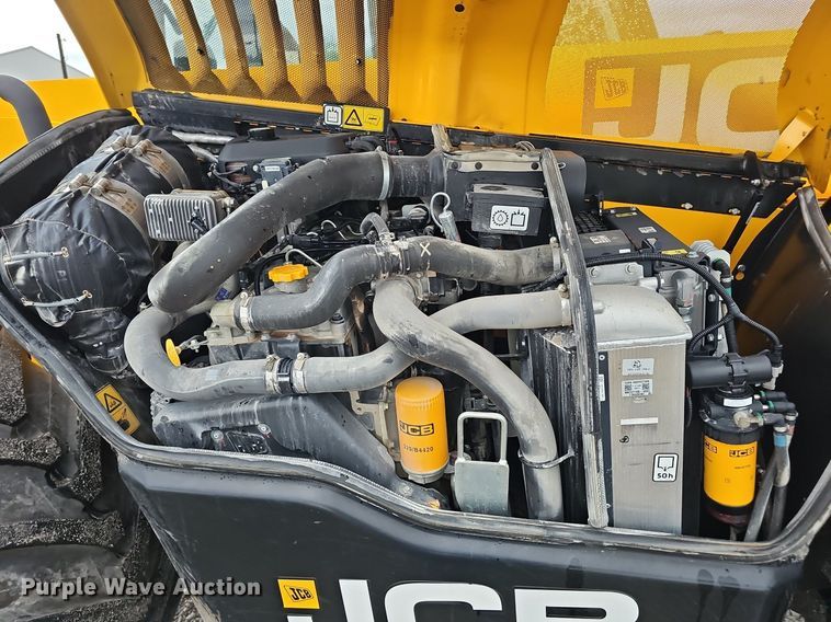 image for item DP0926 2023 JCB 542-70AG telehandler