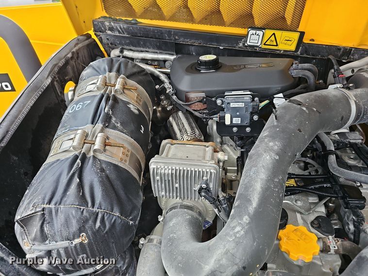 image for item DP0926 2023 JCB 542-70AG telehandler