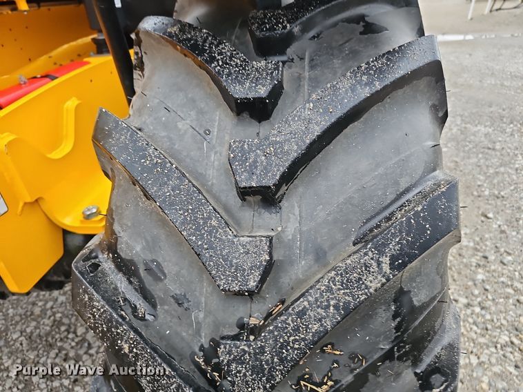 image for item DP0926 2023 JCB 542-70AG telehandler