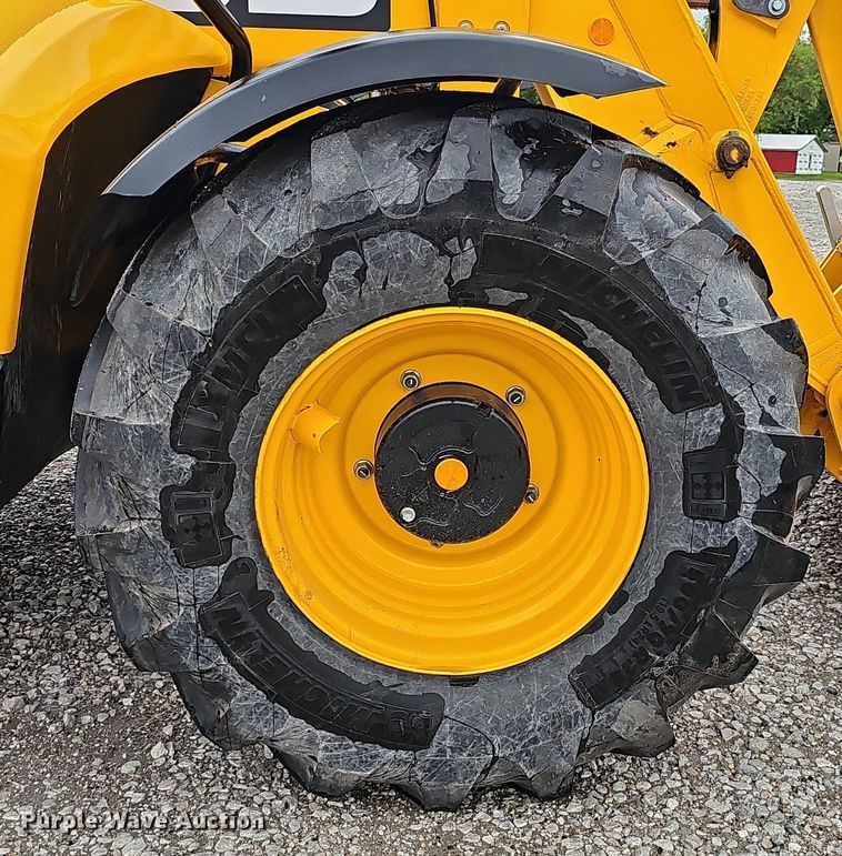 image for item DP0926 2023 JCB 542-70AG telehandler