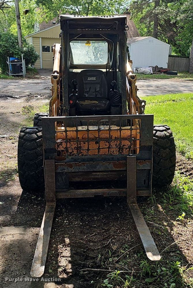 image for item DP0936 2010 Case 450 Series 3 skid steer loader