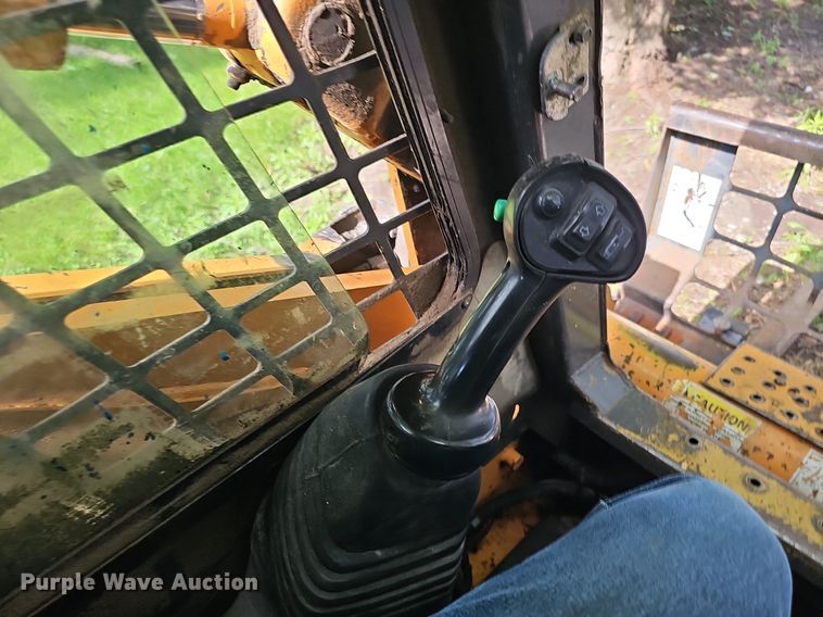 image for item DP0936 2010 Case 450 Series 3 skid steer loader