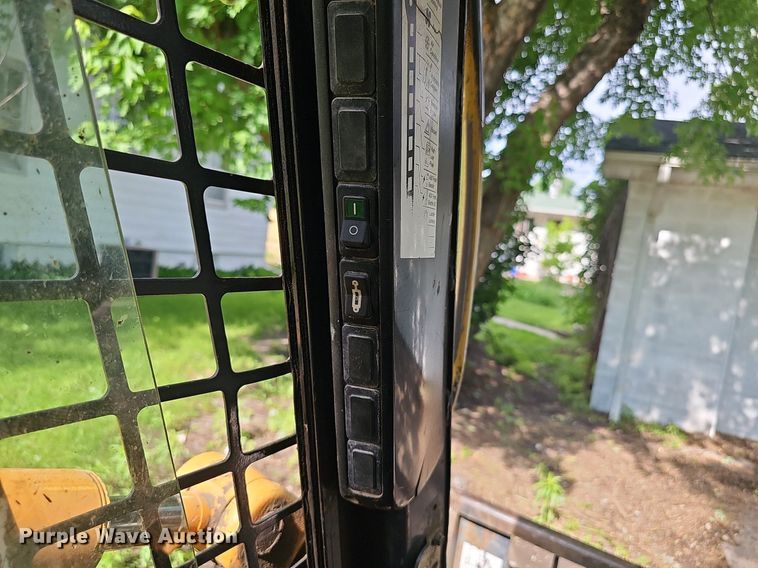 image for item DP0936 2010 Case 450 Series 3 skid steer loader