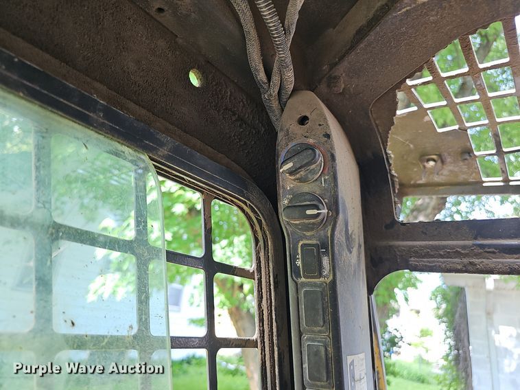 image for item DP0936 2010 Case 450 Series 3 skid steer loader