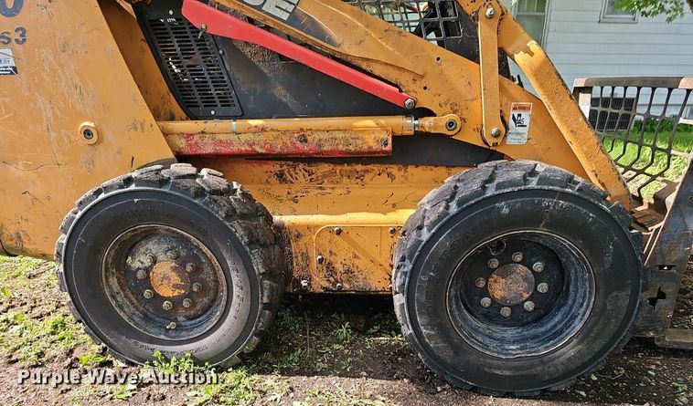 image for item DP0936 2010 Case 450 Series 3 skid steer loader