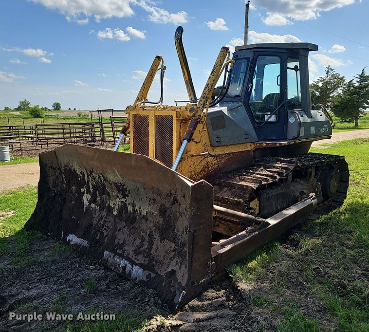 image for item DP6430 1998 Komatsu D65EX-12 dozer