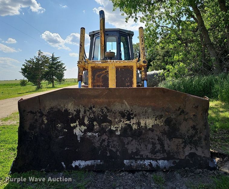 image for item DP6430 1998 Komatsu D65EX-12 dozer