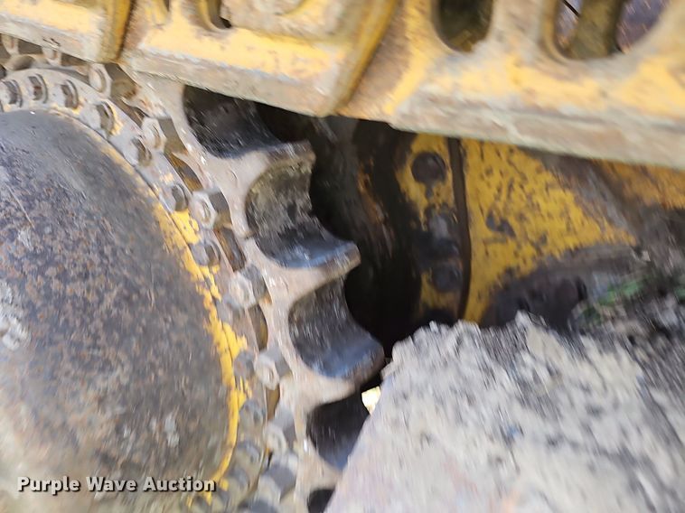 image for item DP6430 1998 Komatsu D65EX-12 dozer