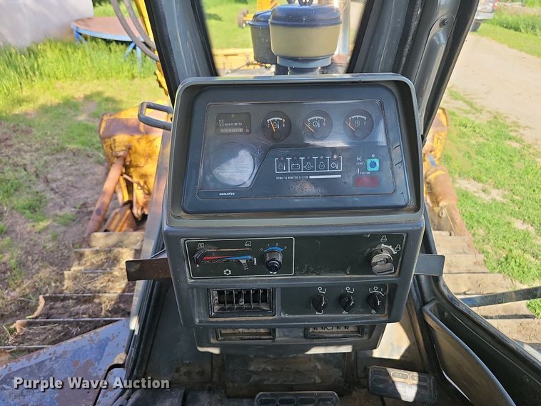 image for item DP6430 1998 Komatsu D65EX-12 dozer