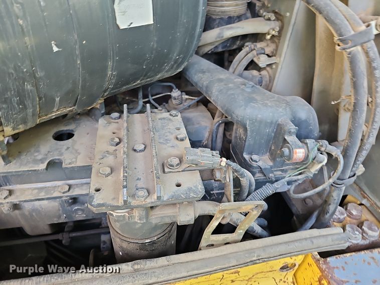 image for item DP6430 1998 Komatsu D65EX-12 dozer