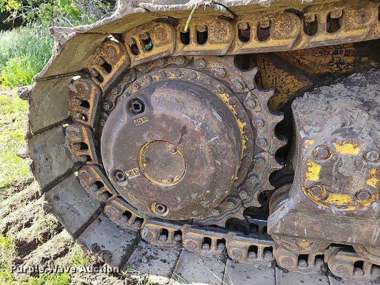 image for item DP6430 1998 Komatsu D65EX-12 dozer