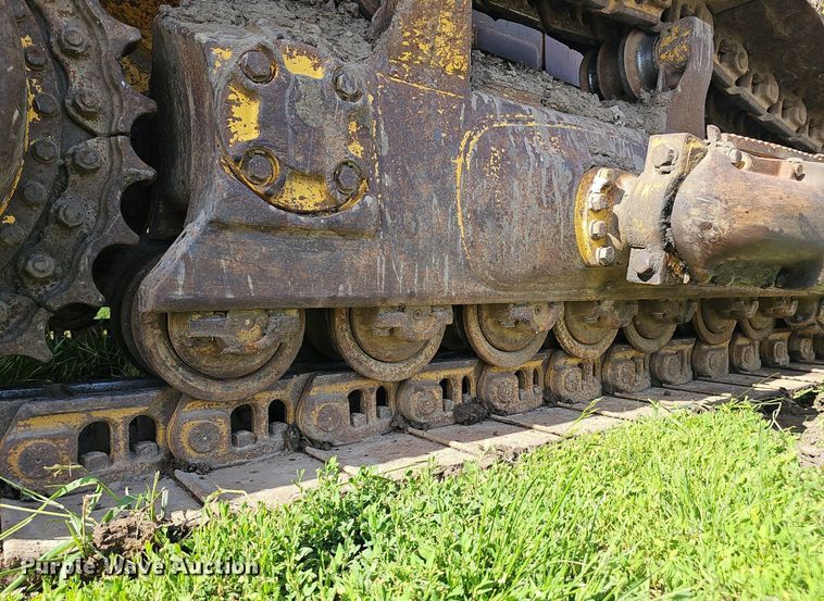 image for item DP6430 1998 Komatsu D65EX-12 dozer