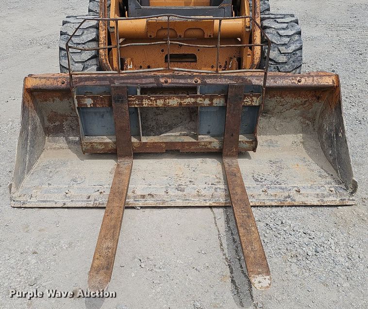 image for item DP6434 2002 Case 90XT skid steer loader