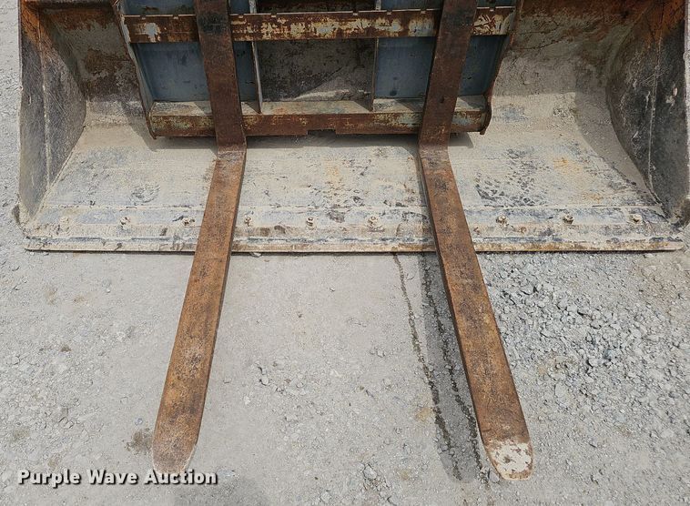 image for item DP6434 2002 Case 90XT skid steer loader