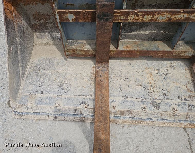 image for item DP6434 2002 Case 90XT skid steer loader