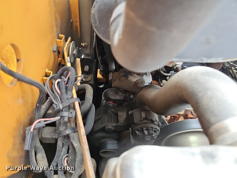 image for item DP6434 2002 Case 90XT skid steer loader