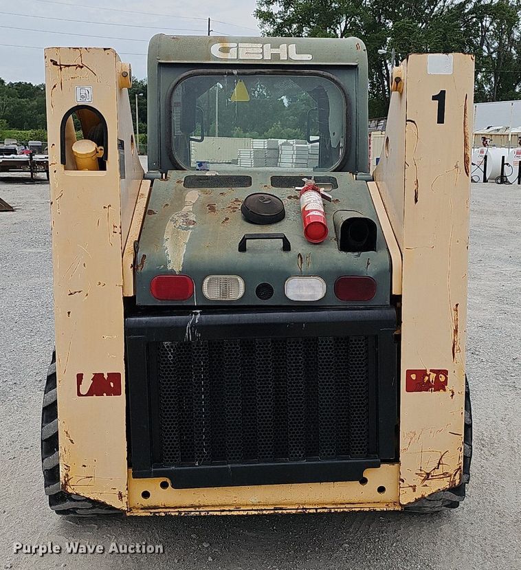 image for item DP6436 2005 Gehl 5640 skid steer loader