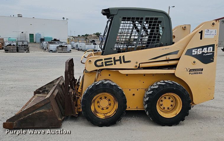 image for item DP6436 2005 Gehl 5640 skid steer loader