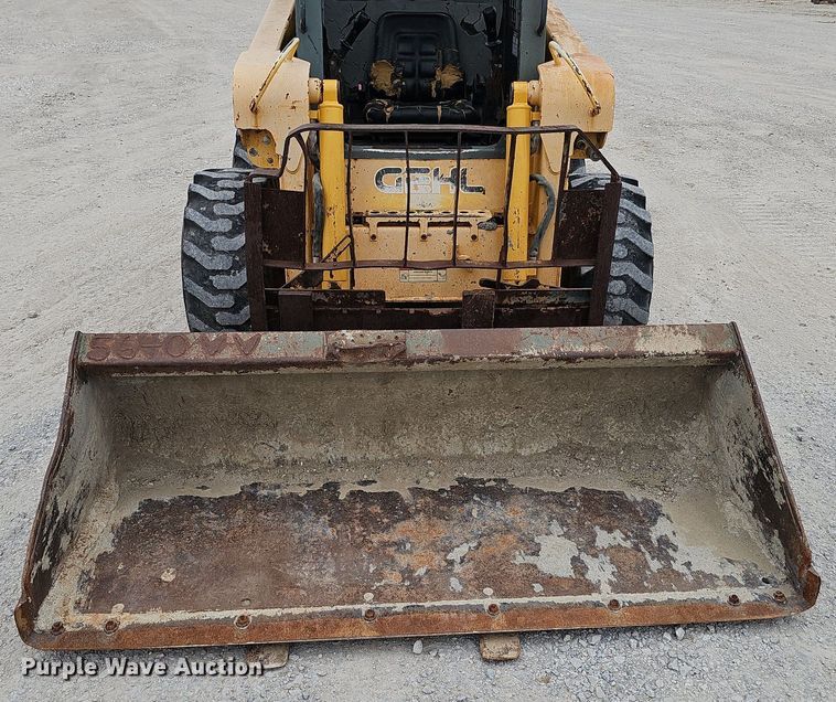 image for item DP6436 2005 Gehl 5640 skid steer loader
