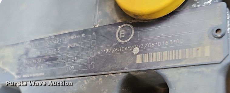 image for item DP6436 2005 Gehl 5640 skid steer loader