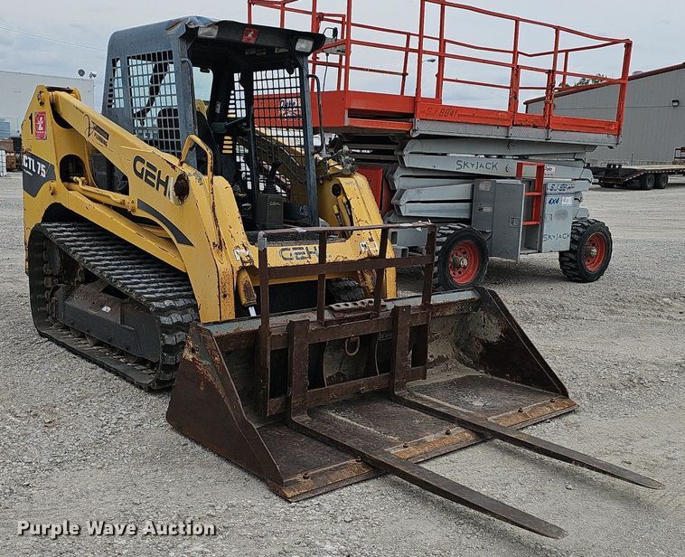 image for item DP6437 2010 Gehl CTL75 tracked skid steer loader