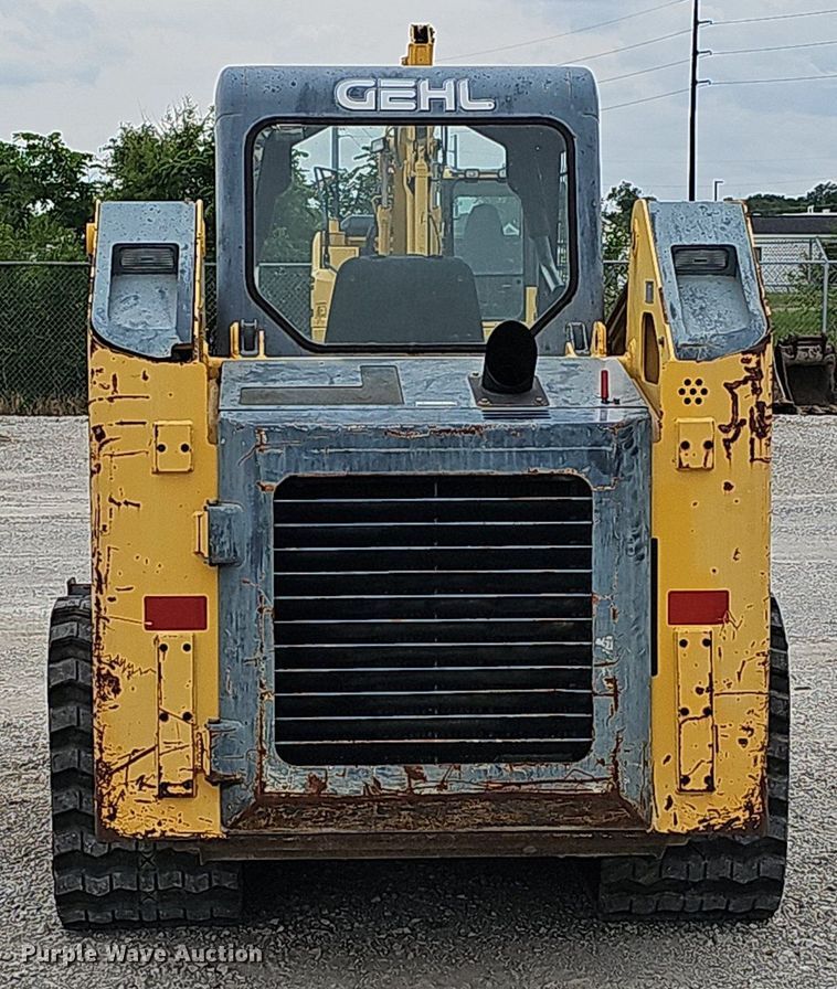 image for item DP6437 2010 Gehl CTL75 tracked skid steer loader