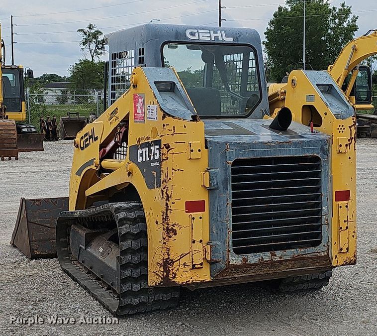 image for item DP6437 2010 Gehl CTL75 tracked skid steer loader