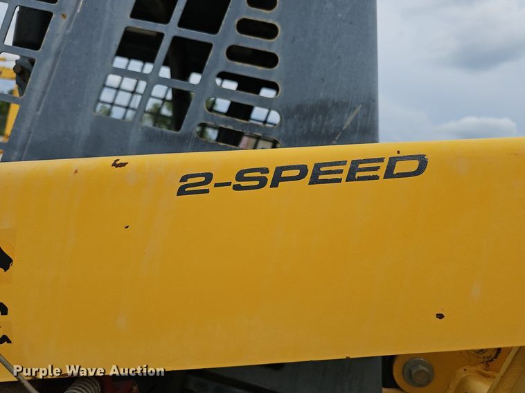 image for item DP6437 2010 Gehl CTL75 tracked skid steer loader