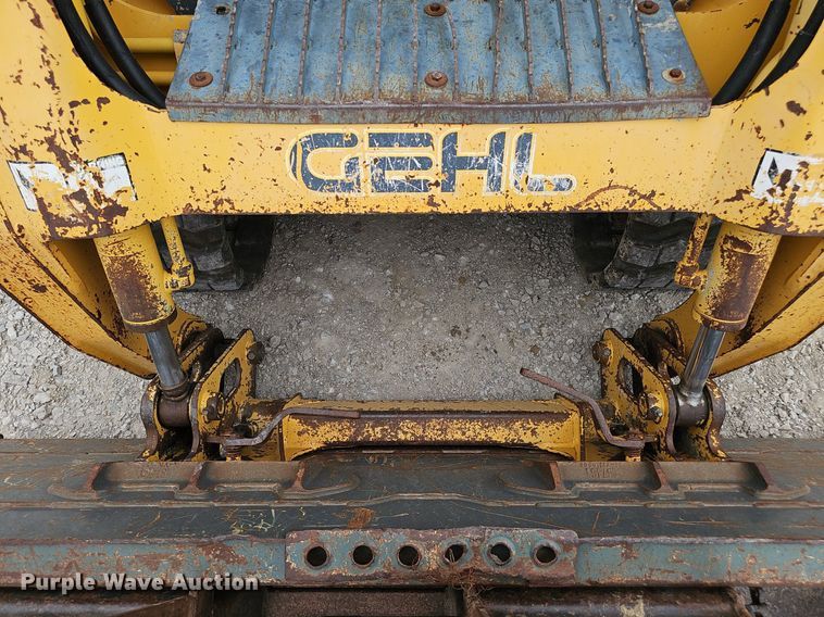 image for item DP6437 2010 Gehl CTL75 tracked skid steer loader