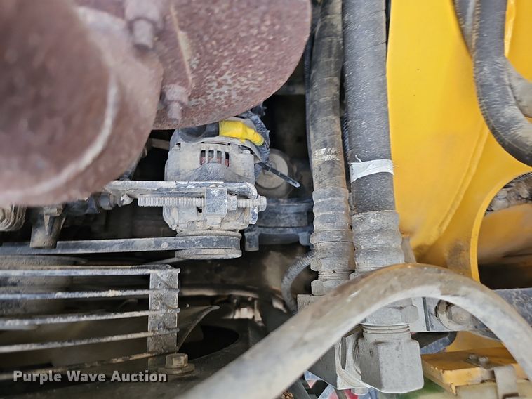 image for item DP6437 2010 Gehl CTL75 tracked skid steer loader