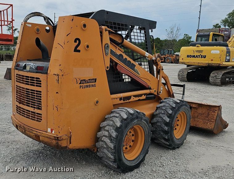 image for item DP6438 2003 Case 90XT skid steer loader