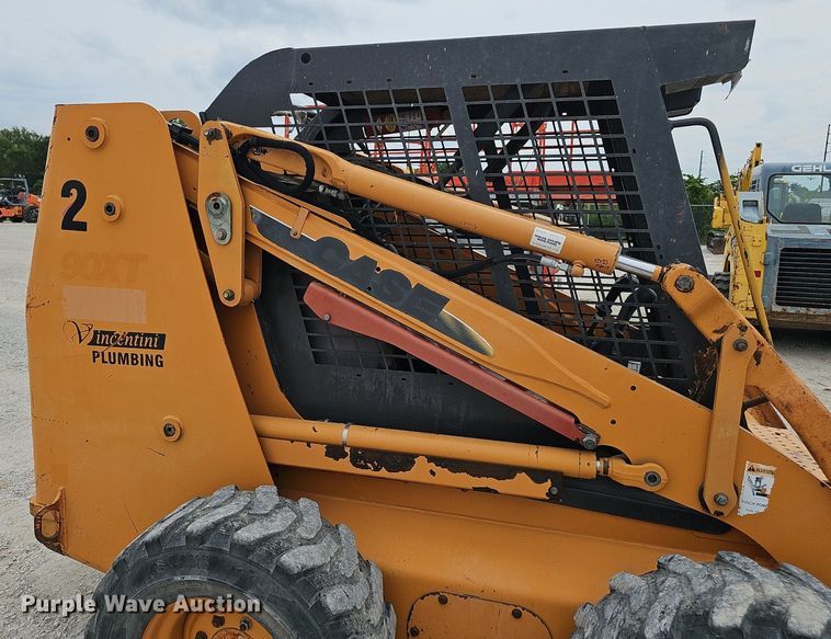 image for item DP6438 2003 Case 90XT skid steer loader