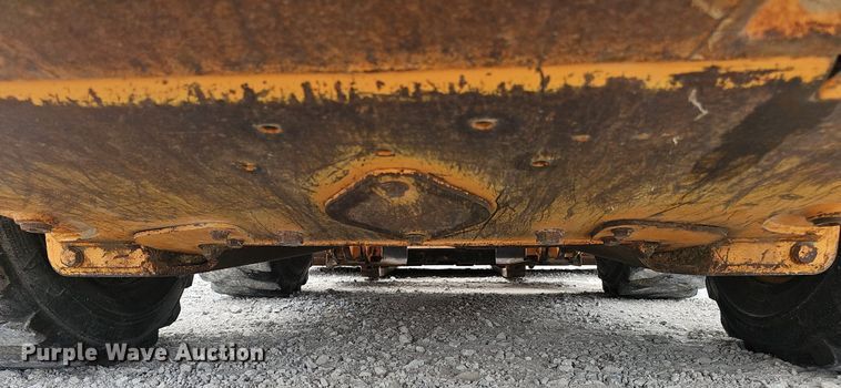 image for item DP6438 2003 Case 90XT skid steer loader