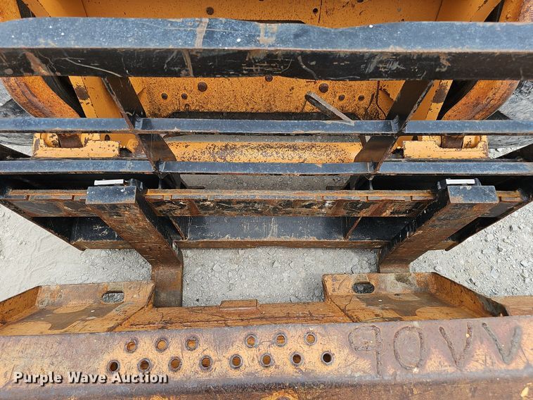 image for item DP6438 2003 Case 90XT skid steer loader