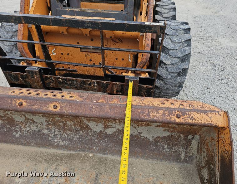 image for item DP6438 2003 Case 90XT skid steer loader