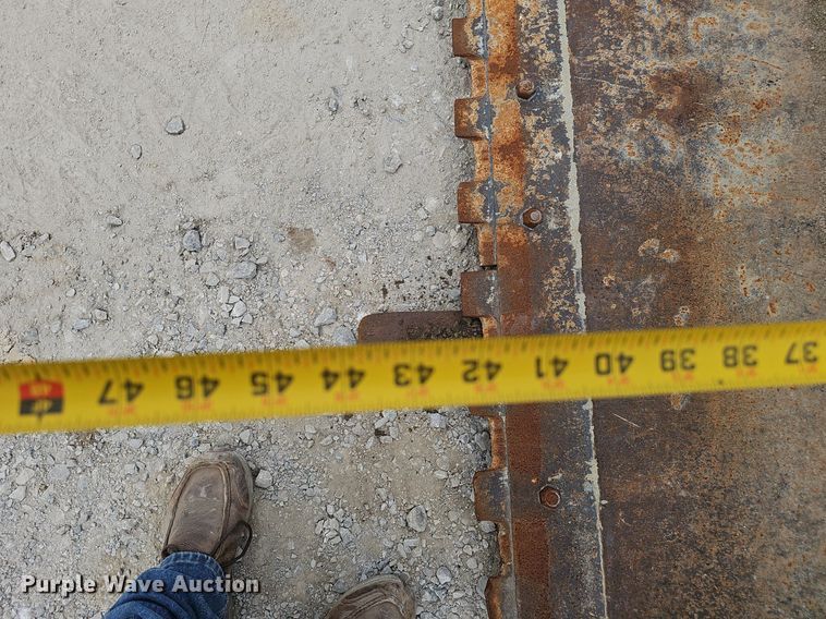 image for item DP6438 2003 Case 90XT skid steer loader