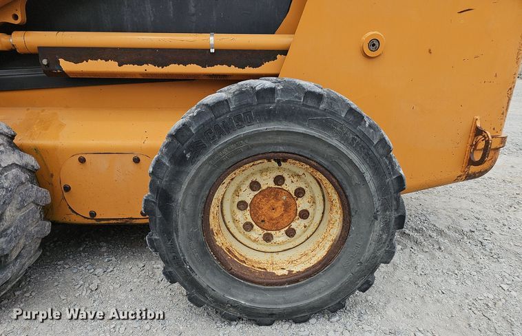 image for item DP6438 2003 Case 90XT skid steer loader