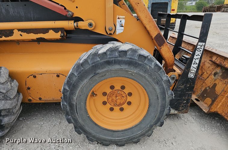 image for item DP6438 2003 Case 90XT skid steer loader