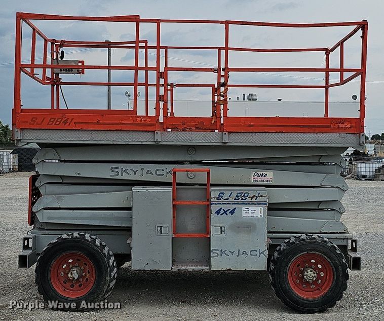 image for item DP6439 1996 Skyjack SJ8841 scissor lift