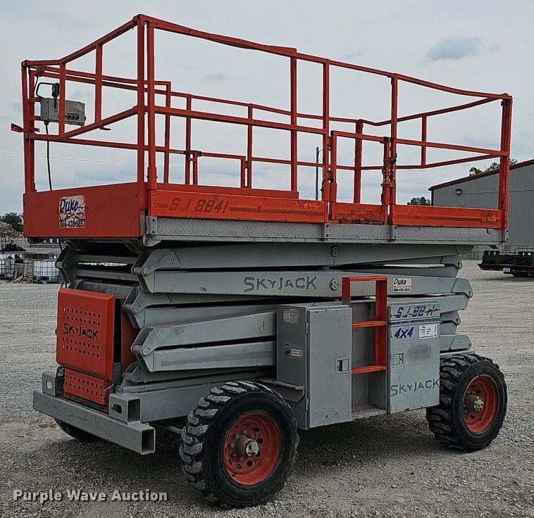 image for item DP6439 1996 Skyjack SJ8841 scissor lift
