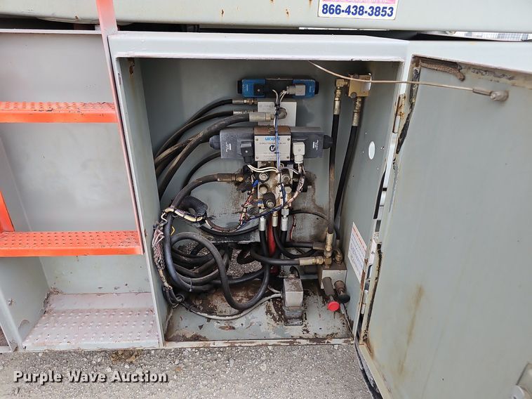 image for item DP6439 1996 Skyjack SJ8841 scissor lift