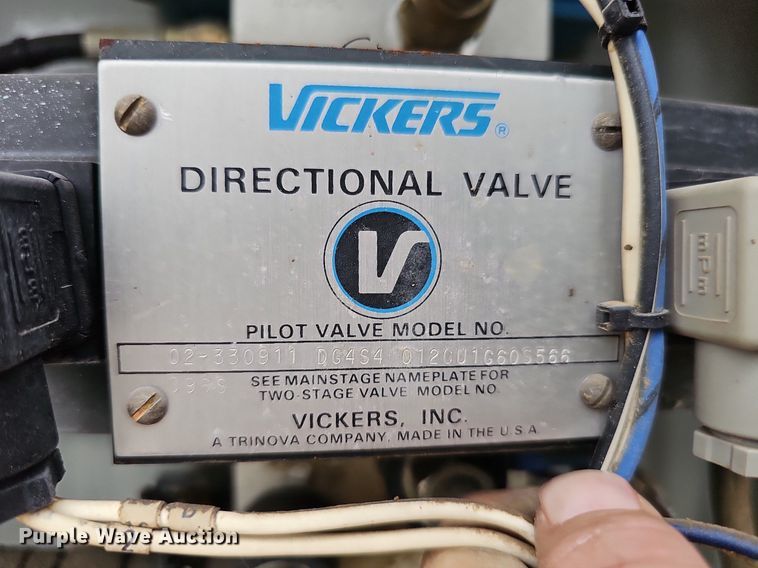 image for item DP6439 1996 Skyjack SJ8841 scissor lift