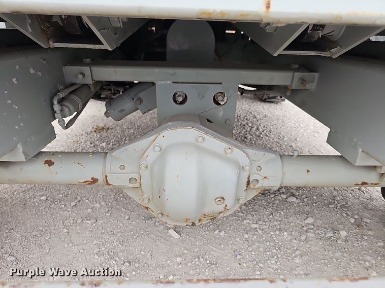 image for item DP6439 1996 Skyjack SJ8841 scissor lift