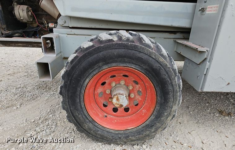 image for item DP6439 1996 Skyjack SJ8841 scissor lift