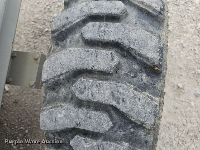 image for item DP6439 1996 Skyjack SJ8841 scissor lift